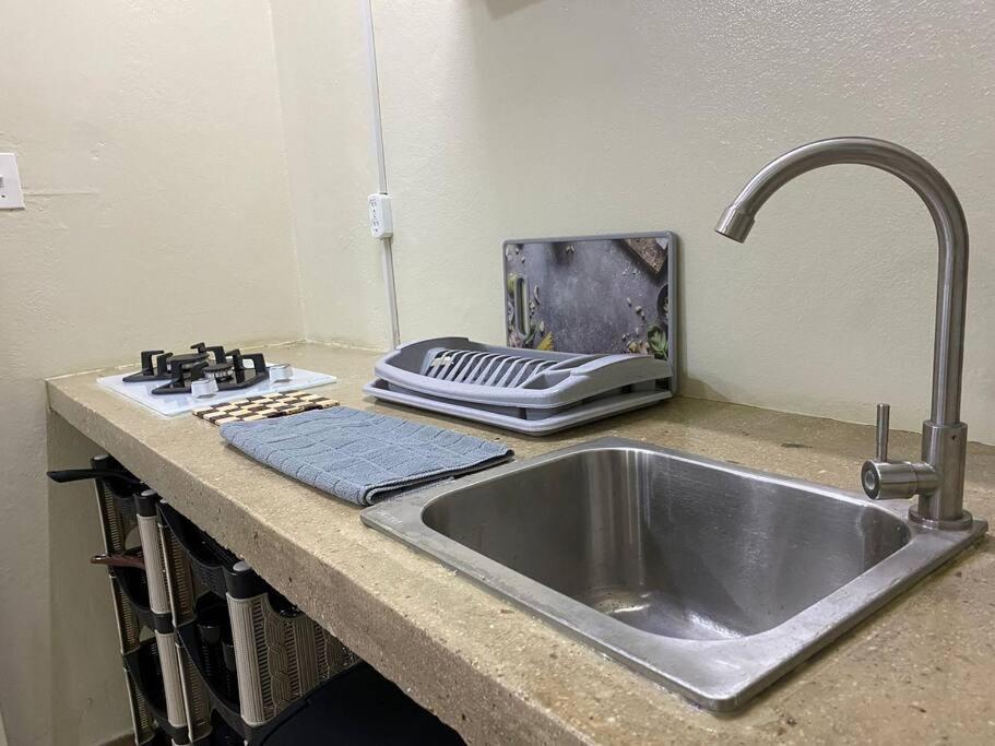 Cozy Studio Apartment Minutes From The Beach يلمستاد المظهر الخارجي الصورة
